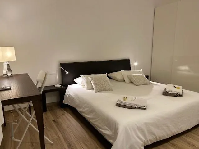 Rismondo- 5 Star- Location דירה